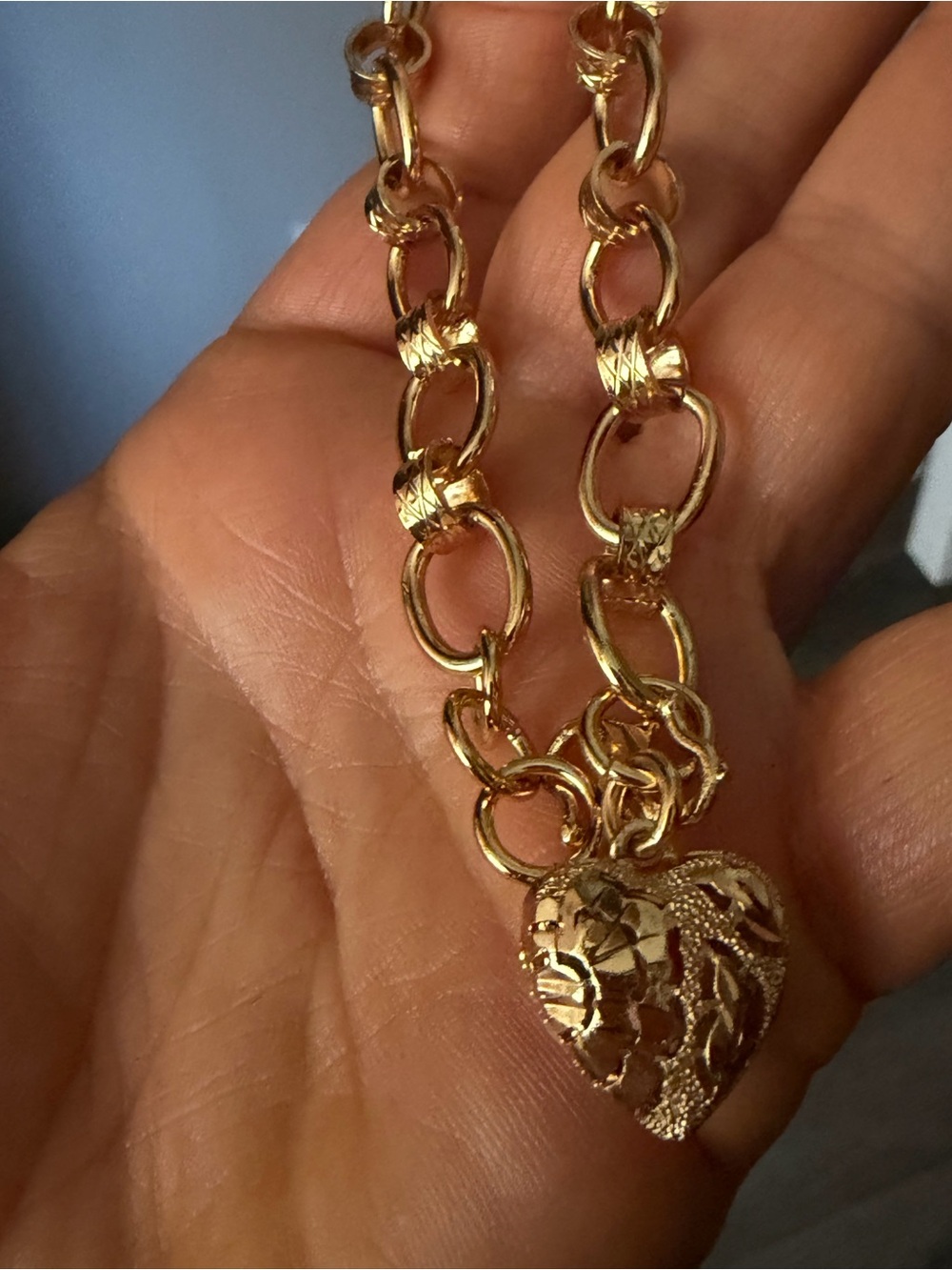 Gold Heart Charm Link Bracelet for Women
